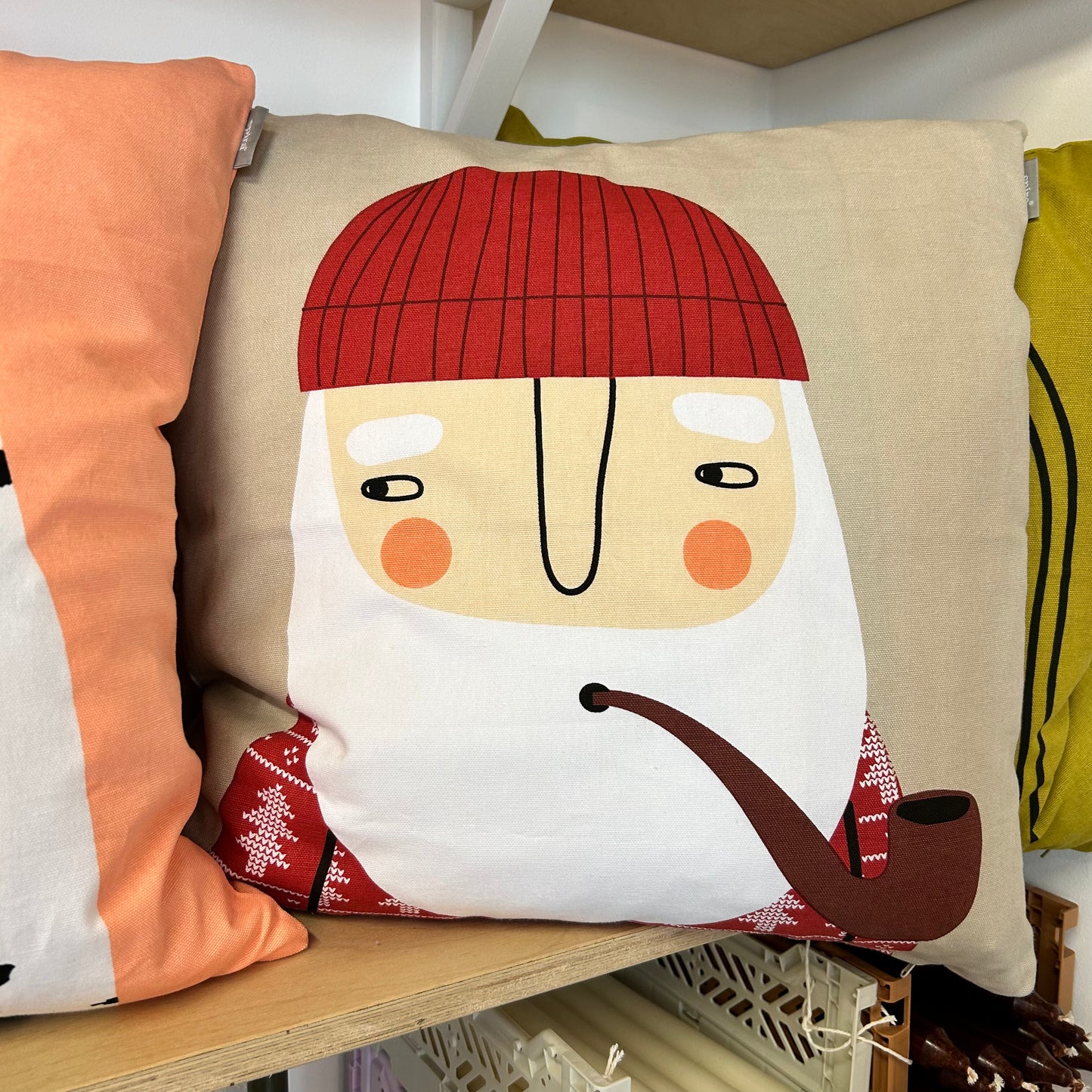 Friends cushion/cover - Ebott winter