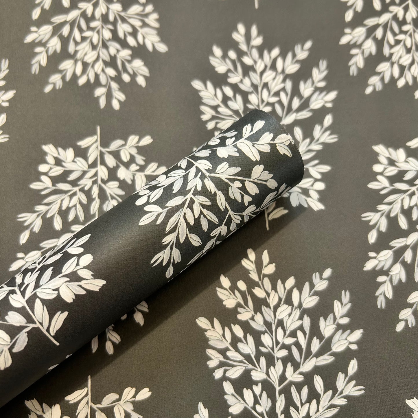 KHAKI BOTANICAL LUXURY GIFT WRAP