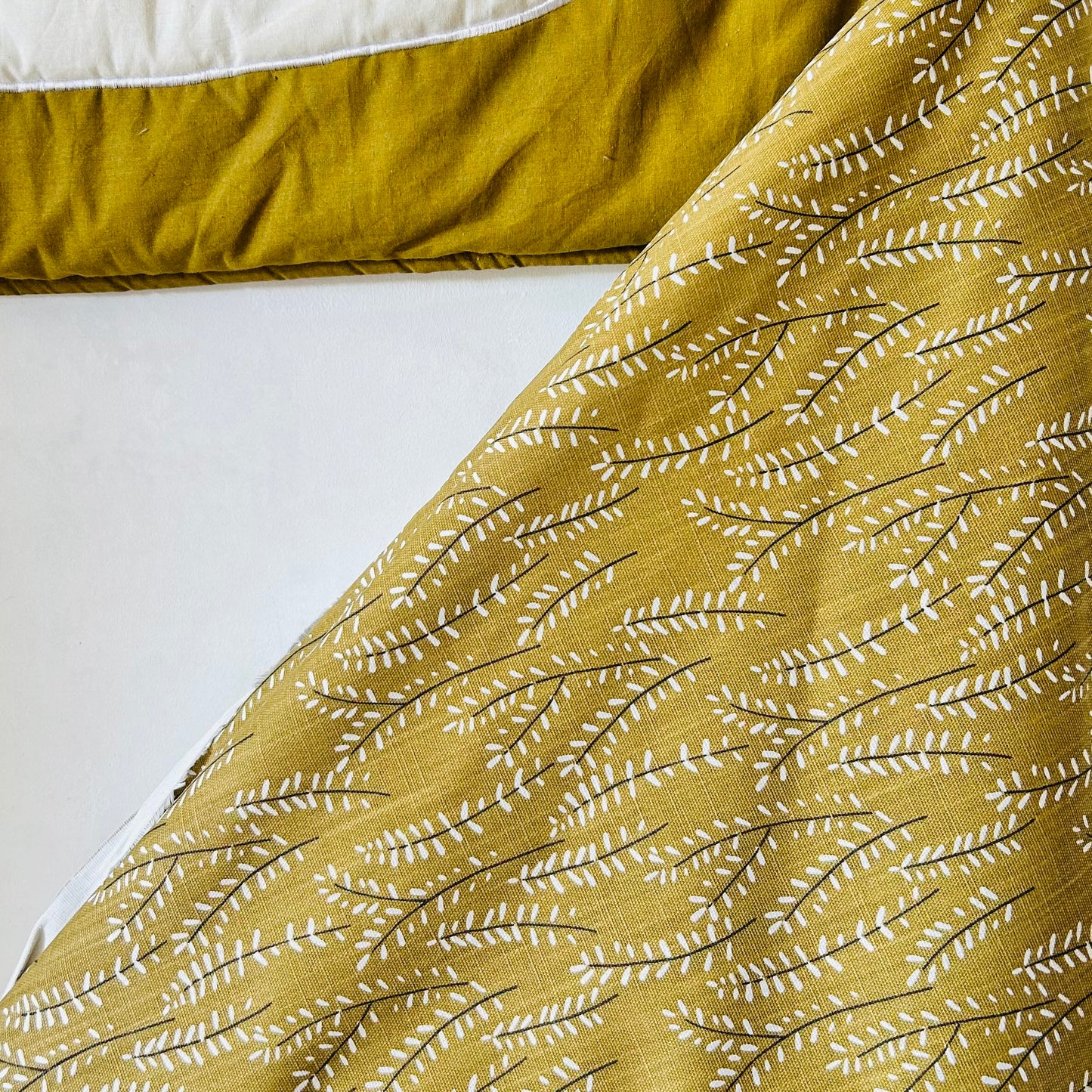 Kvits fabric fabric - Mustard P/M