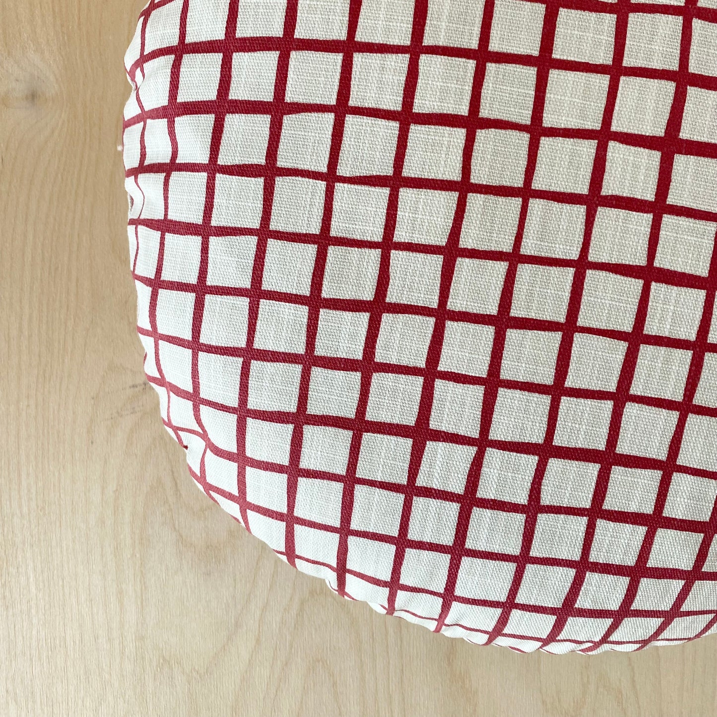 Grid Round Cushion - Red