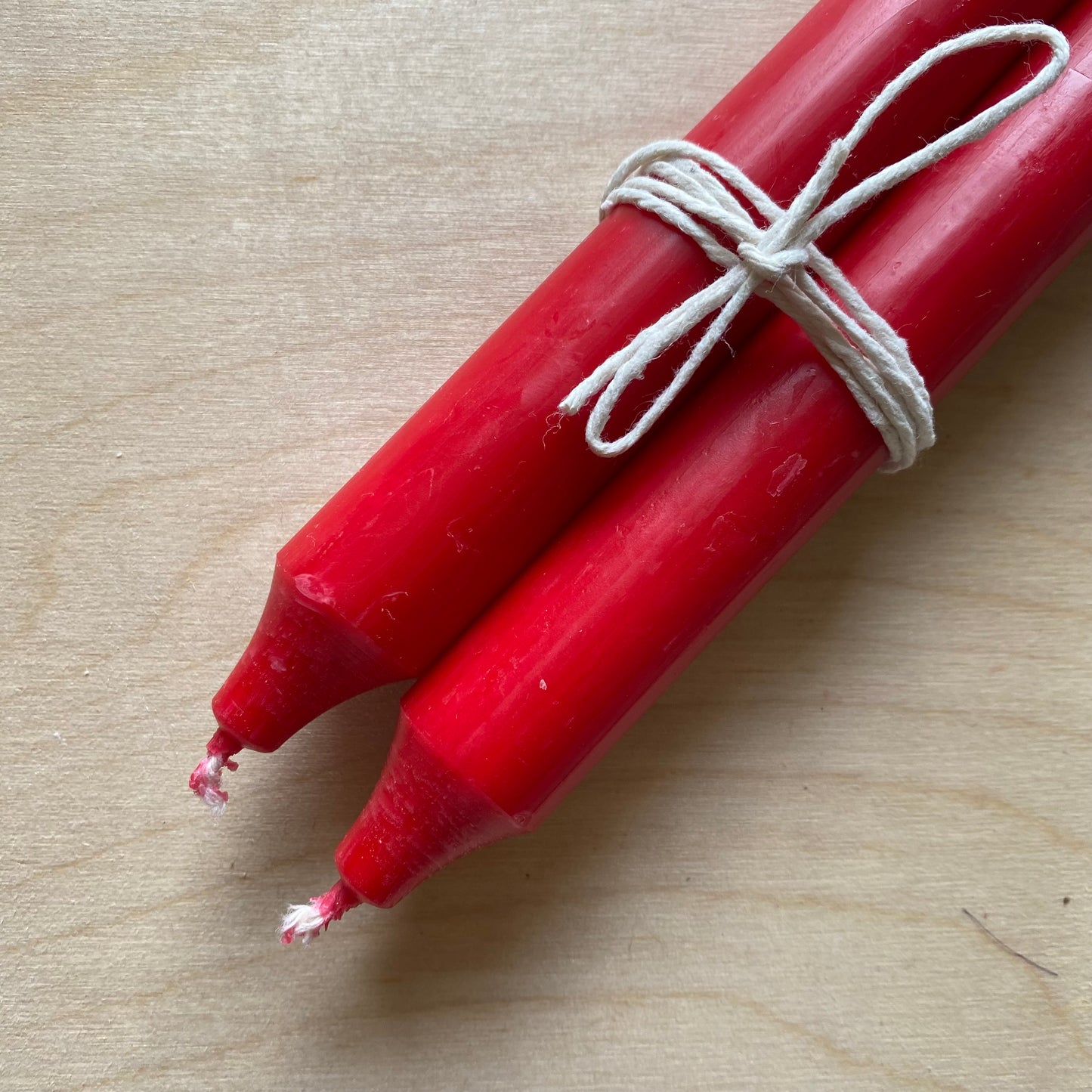 Standard Dinner Candles | Pair | Red