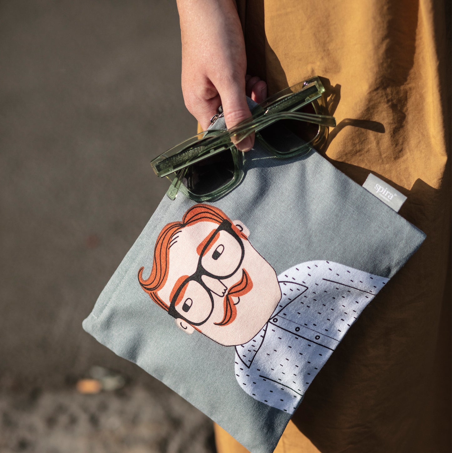 Friends Zip Bag - Luke