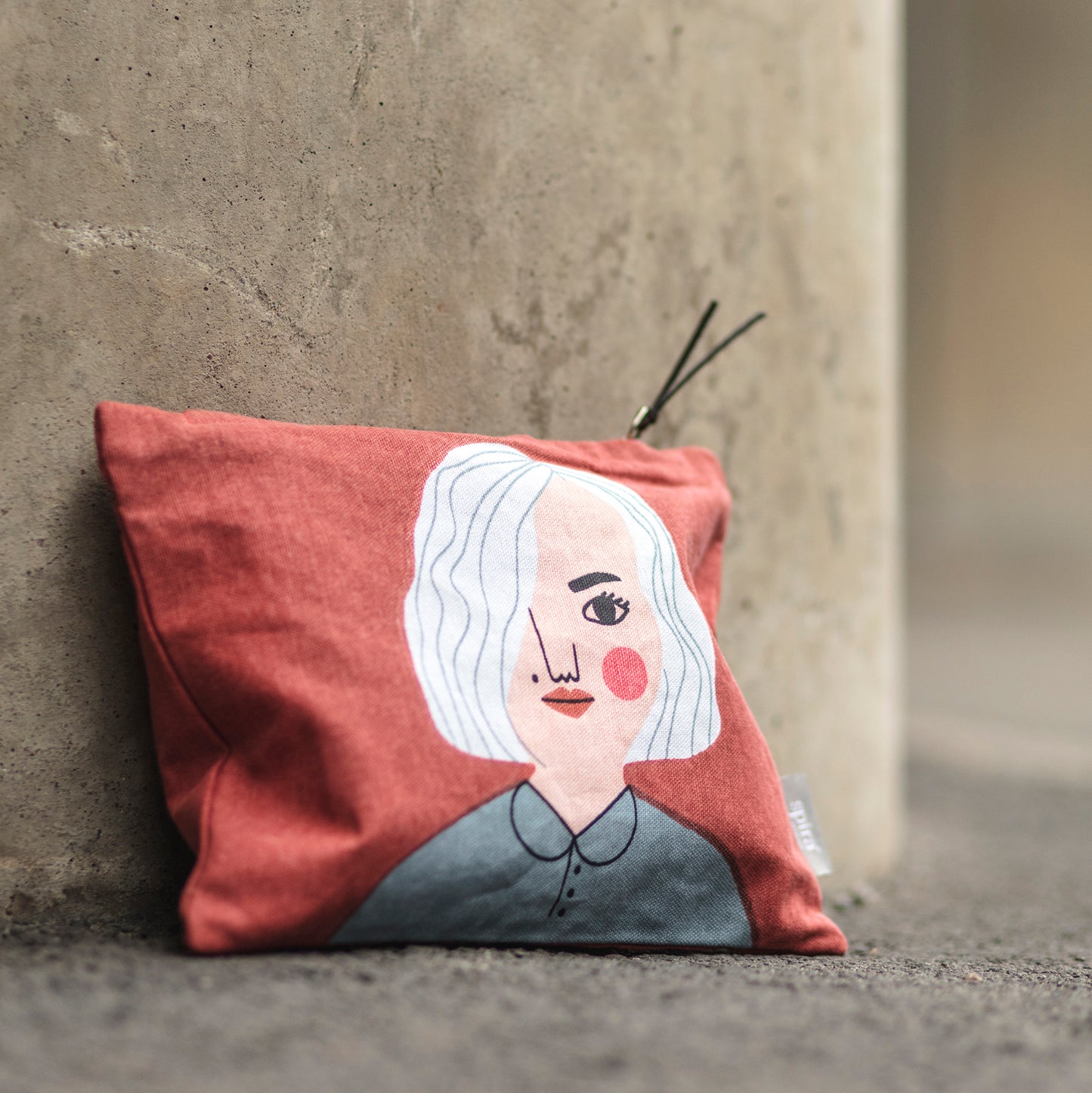 Friends Zip Bag - Nicke