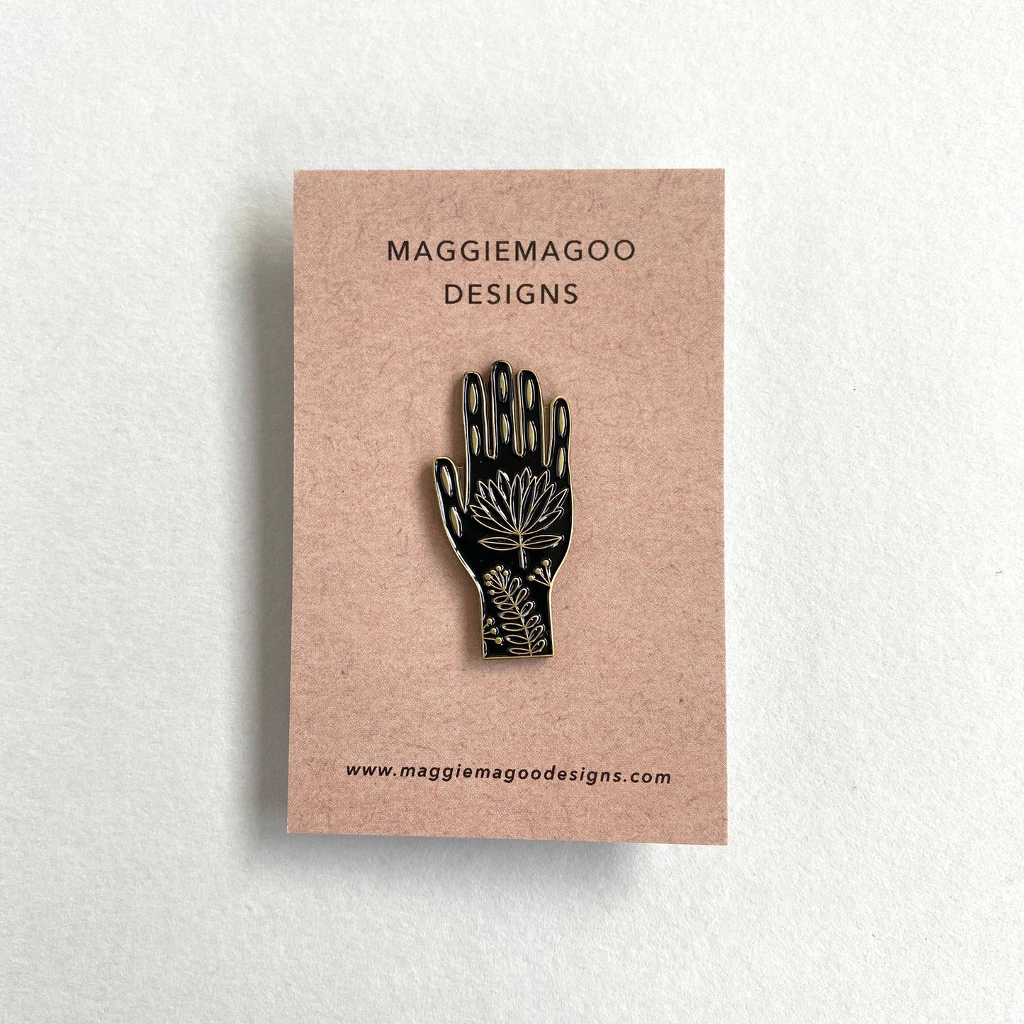 Enamel pin badge - folk hand
