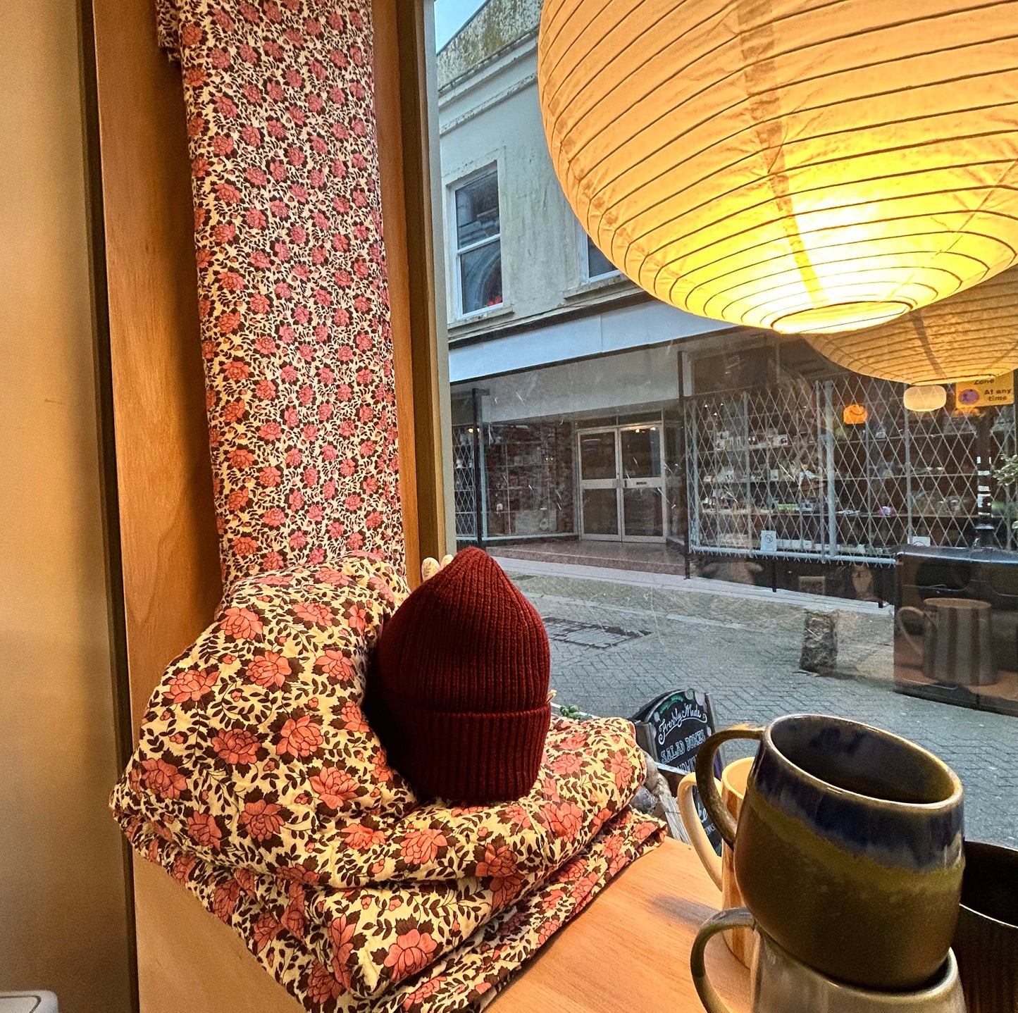 Scandi Vintage Style Quilt - pink flowers