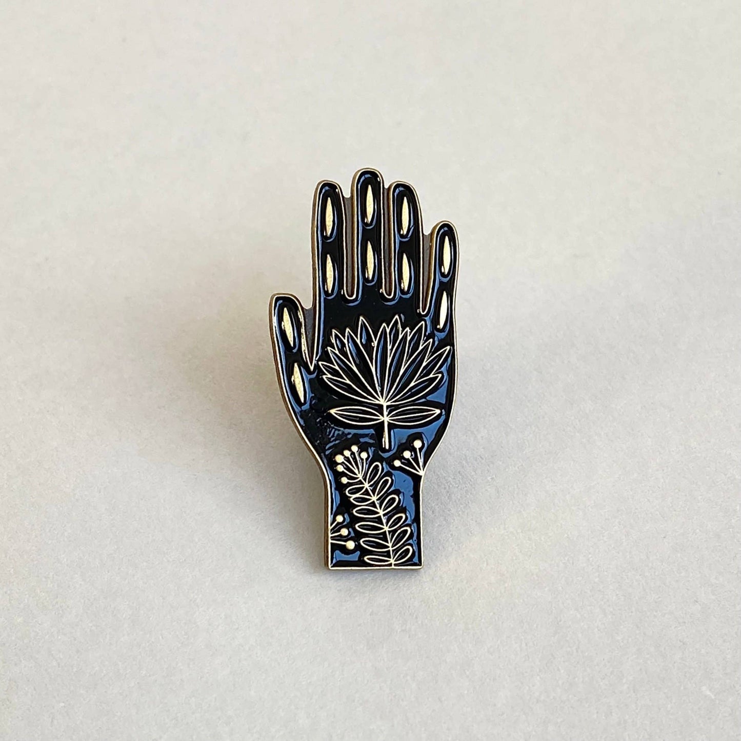 Enamel pin badge - folk hand