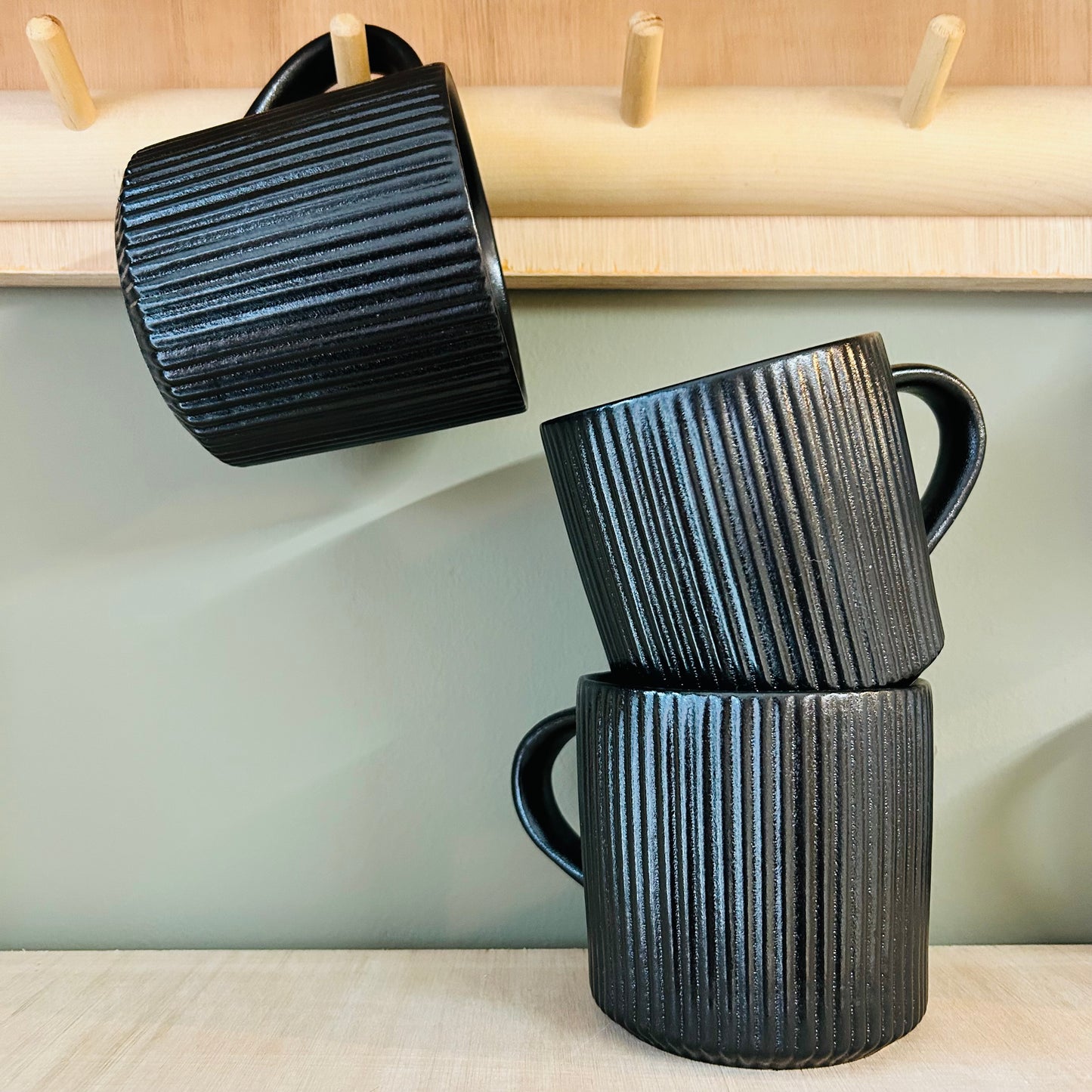 Fluted Black mug