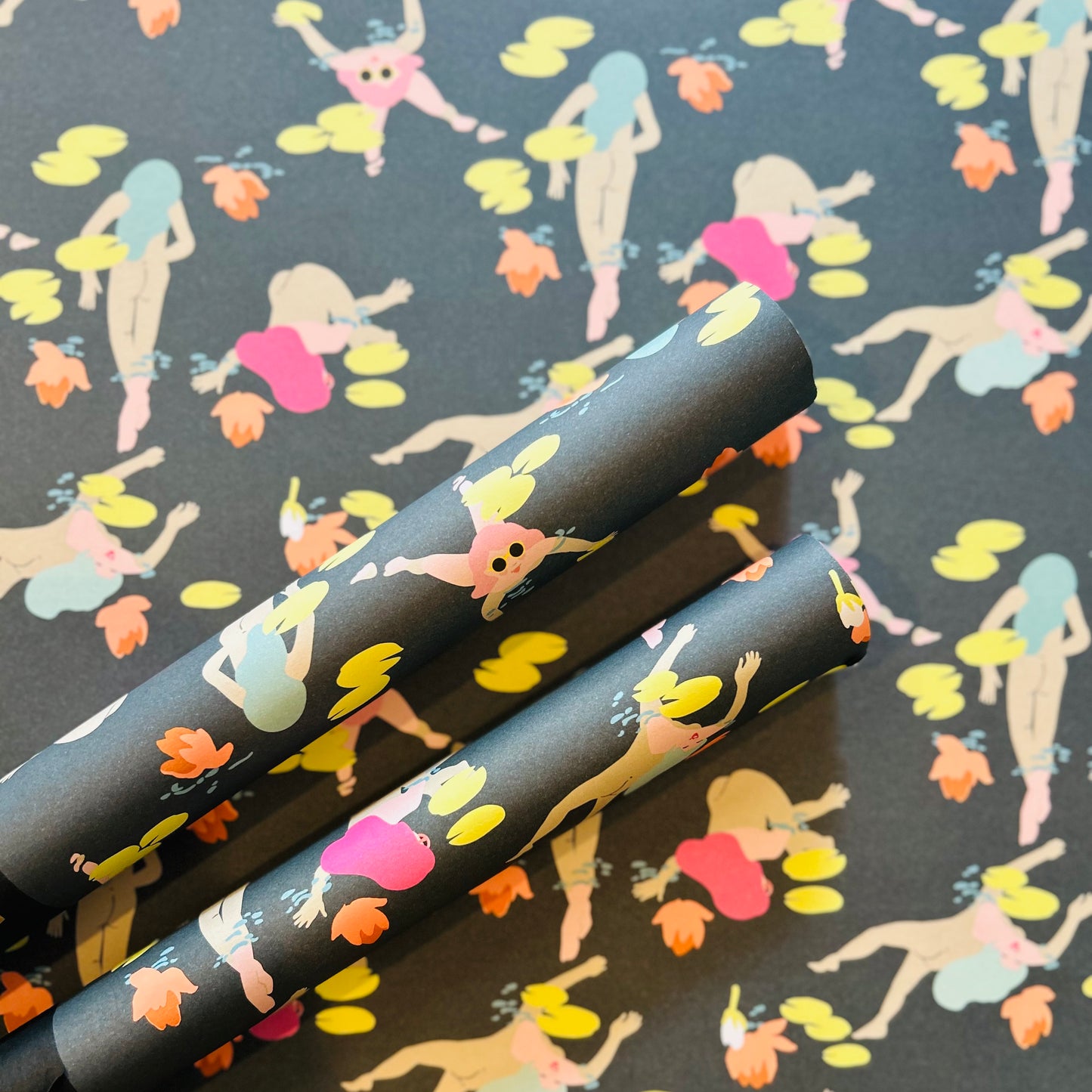 Free swimmers  Gift Wrap