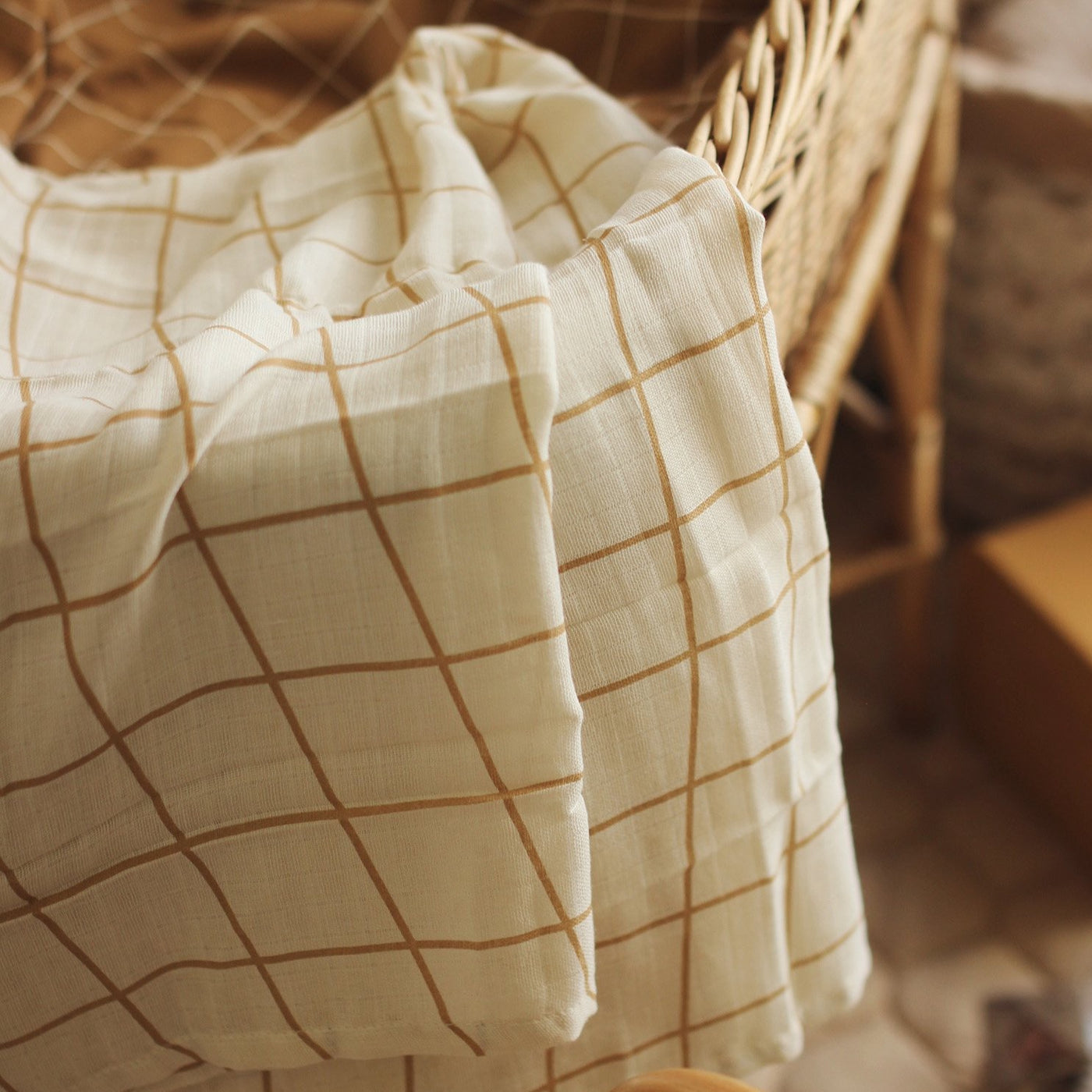 Large Organic Muslin cloth | Swaddle | Grid